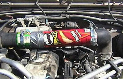 Đường ống độc đáo bằng vỏ hộp.