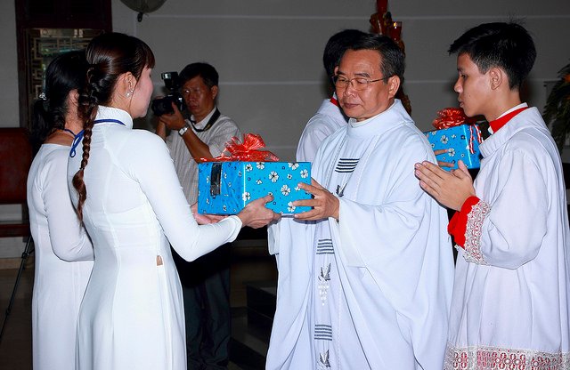 27312799794_0631675e8f_z