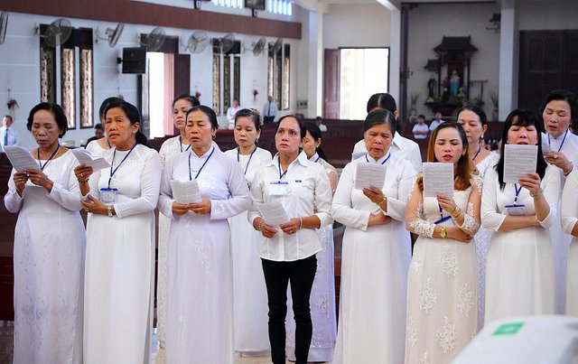 27646358890_388c9e3a94_z