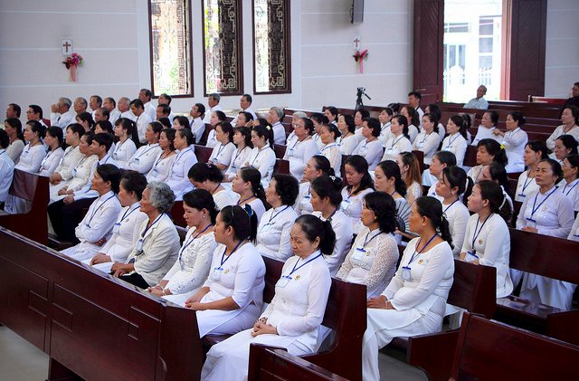 27890576826_699260673e_z