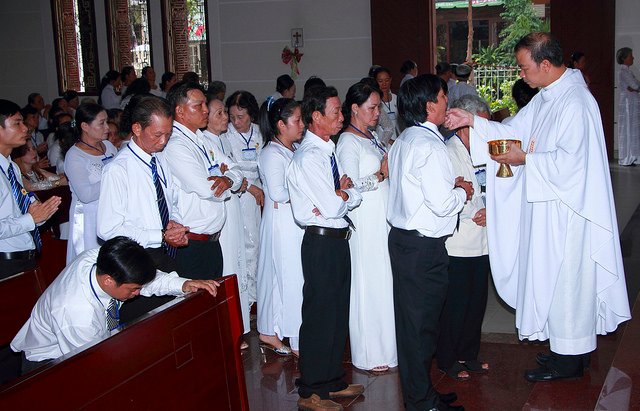 27924946035_d7db114e80_z