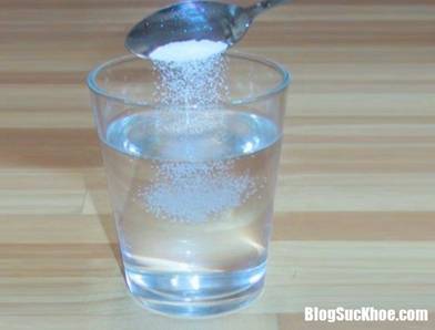 dieu gi se xay ra khi ban uong mot coc nuoc muoi vao buoi sang 5 5 Biện ph�p điều trị tự nhi�n cho chứng vi�m họng