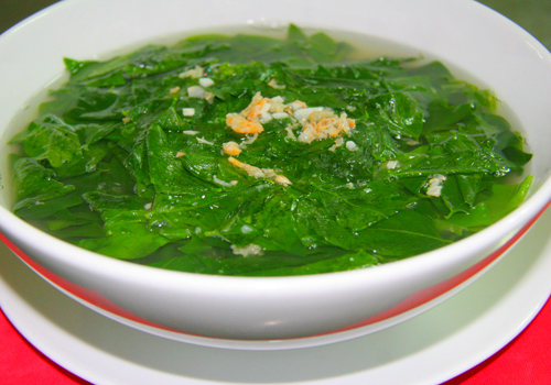 Chọn rau ngót an toàn để phòng ngộ độc