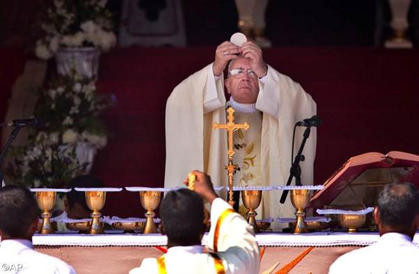 PopeFrancis-JosephVaz-15.jpg
