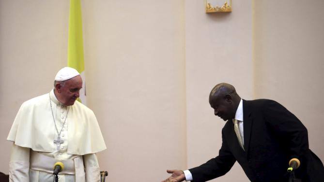PopeFrancis-Uganda-09.jpg