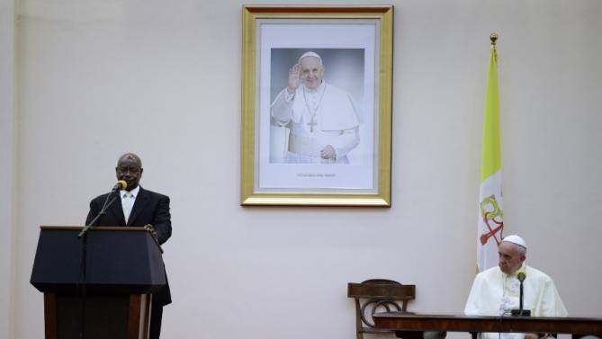 PopeFrancis-Uganda-06.jpg