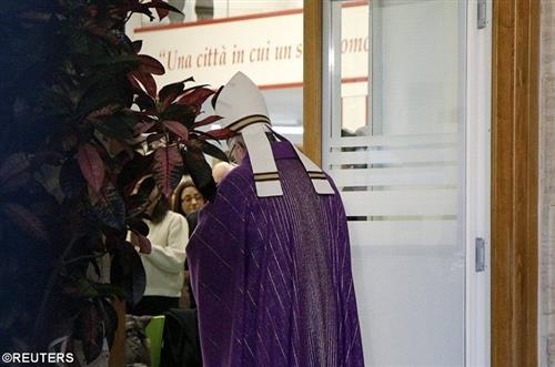 duc-giao-hoang-mo-cua-thanh-bac-ai-o-nha-khach-caritas